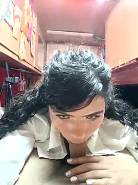 Simone Miller online show from 02/22/25, 12:27