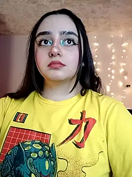 IvonneT online show from 11/26/25, 02:01