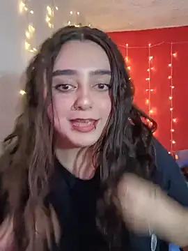 Snapshot of IvonneT chatting on 05/30/26, 10:07 IvonneT online show from 05/30/26, 10:07