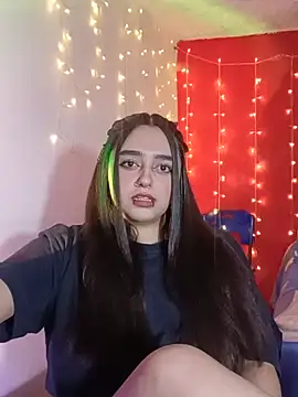 Snapshot of IvonneT chatting on 06/04/26, 10:16 IvonneT online show from 06/04/26, 10:16