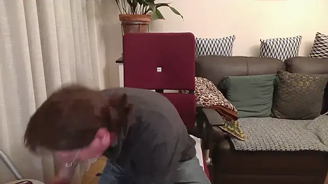 Snapshot of HETEREOMAN chatting on 11/30/25, 06:23 HETEREOMAN online show from 11/30/25, 06:23