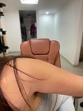 MiaJones21 online show from 03/12/25, 12:31