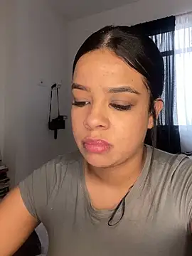 trianawhite online show from 01/10/25, 03:48