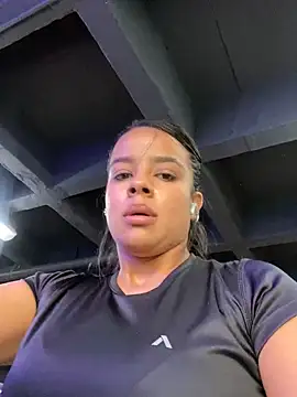 trianawhite online show from 03/05/25, 06:34