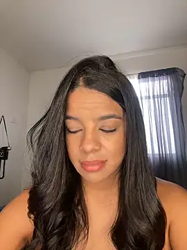 trianawhite online show from 11/07/25, 03:45