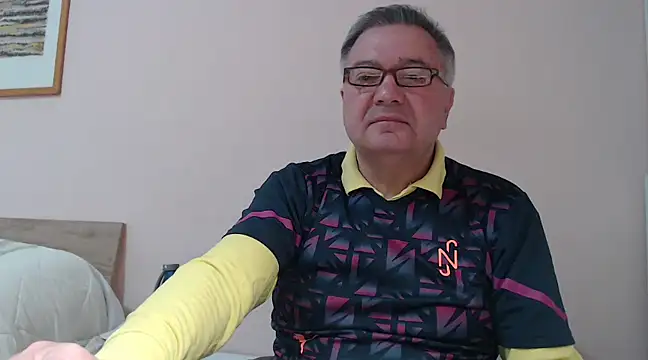 YOU6me online show from 02/03/25, 09:19