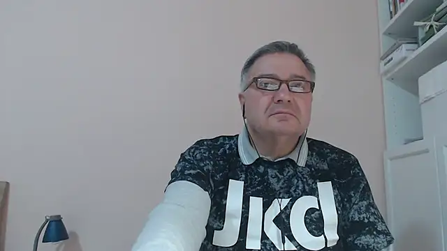 YOU6me online show from 02/07/25, 06:02