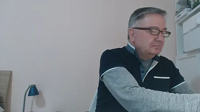 YOU6me online show from 02/21/25, 05:31