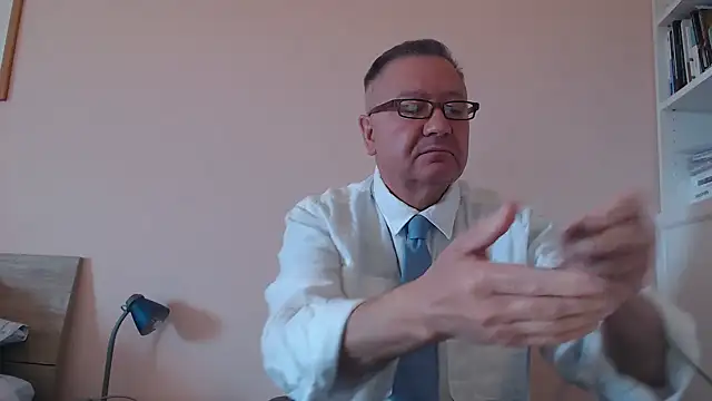 YOU6me online show from 10/06/25, 08:12