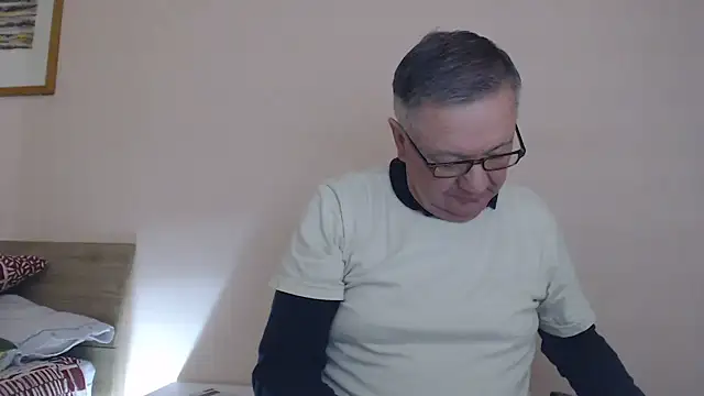 YOU6me online show from 11/08/25, 04:40