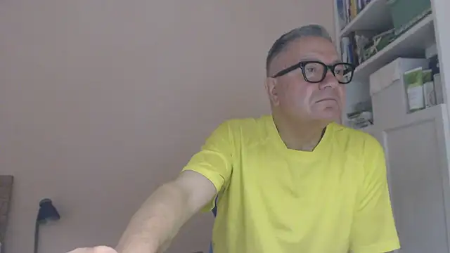 Snapshot of YOU6me chatting on 07/14/26, 10:21 YOU6me online show from 07/14/26, 10:21
