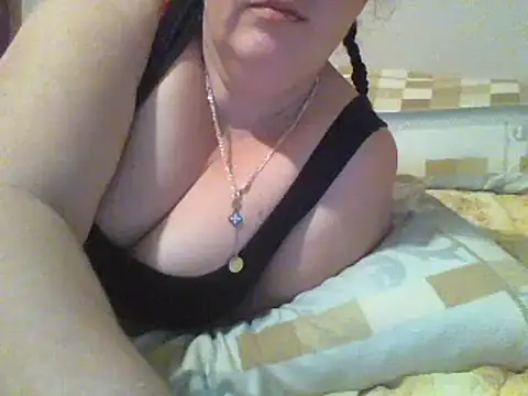 Snapshot of chubbypeach123 chatting on 02/13/25, 11:15 chubbypeach123 online show from 02/13/25, 11:15