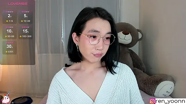 Snapshot of Ren_yoon chatting on 06/01/26, 09:00 Ren yoon online show from 06/01/26, 09:00