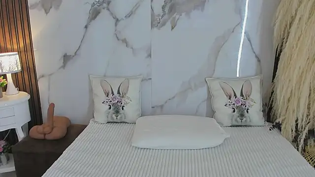 hannahill69 online show from 03/19/25, 04:47