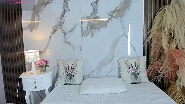 hannahill69 online show from 03/26/26, 05:13