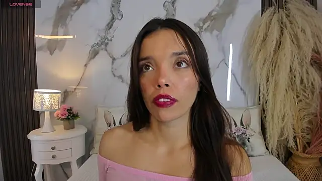 hannahill69 online show from 04/02/26, 04:54