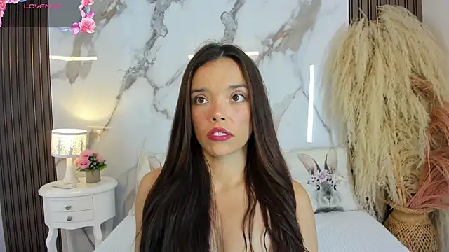 hannahill69 online show from 04/07/26, 04:35