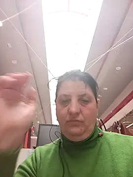 Snapshot of RidemerafSuzana chatting on 03/22/26, 09:02 RidemerafSuzana online show from 03/22/26, 09:02