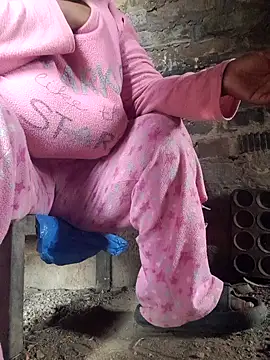 winterqueenx online show from 03/15/26, 06:30