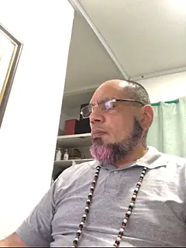 Myke Miller  online show from 06/11/26, 03:26