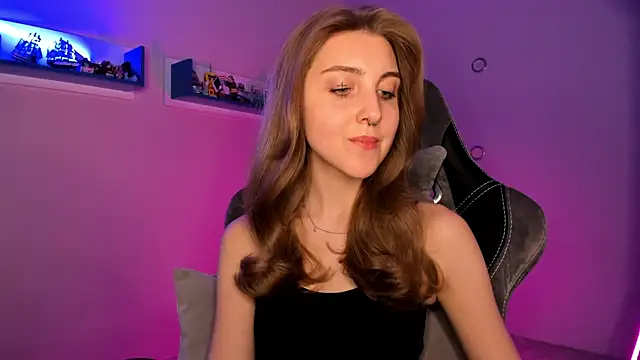 CassiaBlade1 online show from 02/15/25, 07:50