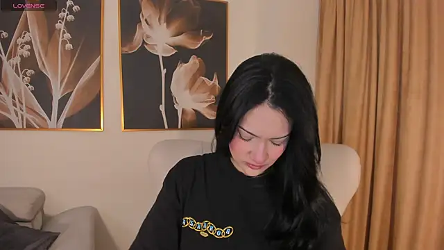 Snapshot of AnaDurant chatting on 10/11/25, 12:26 AnaDurant online show from 10/11/25, 12:26
