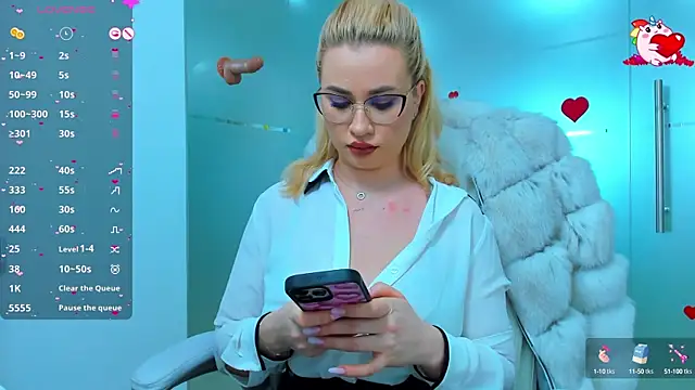 sassy madeline online show from 02/13/25, 04:43