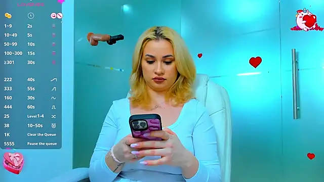 sassy madeline online show from 02/17/25, 07:31