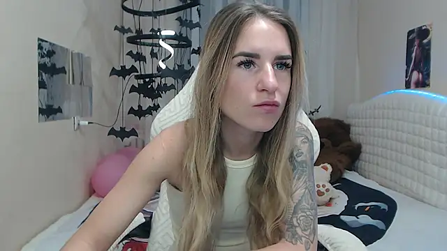 DeboraHorny online show from 11/07/25, 07:08