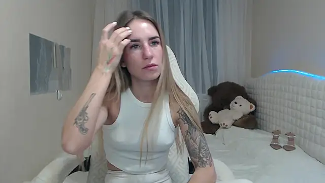 DeboraHorny online show from 11/21/25, 07:07