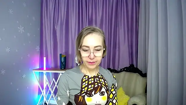 queen a n i online show from 11/16/25, 11:38