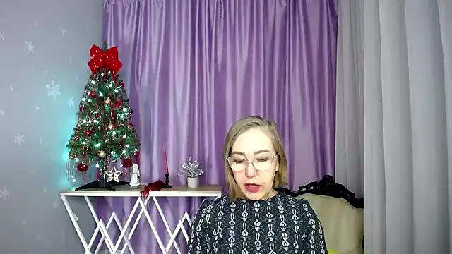 queen a n i online show from 03/01/26, 07:10