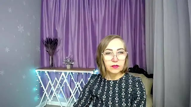 queen a n i online show from 04/13/26, 07:25