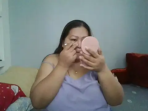 Snapshot of hornyKENDAH chatting on 09/25/25, 04:49 hornyKENDAH online show from 09/25/25, 04:49