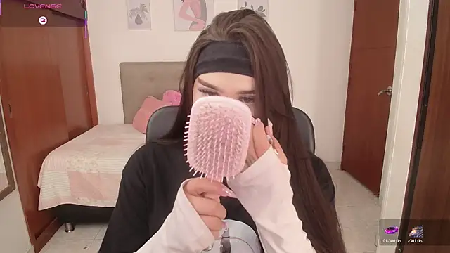 Miley Baker online show from 12/19/25, 03:30