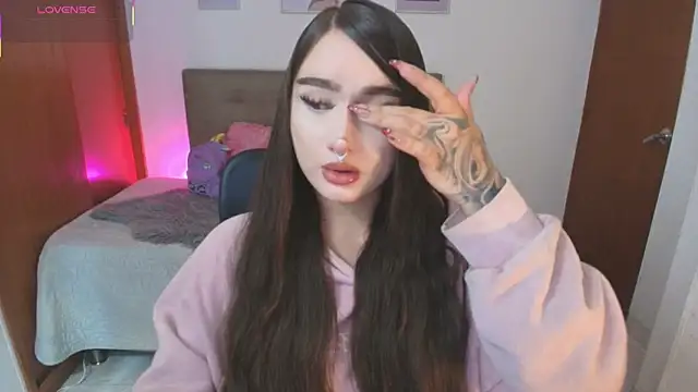 Miley Baker online show from 04/23/26, 01:02