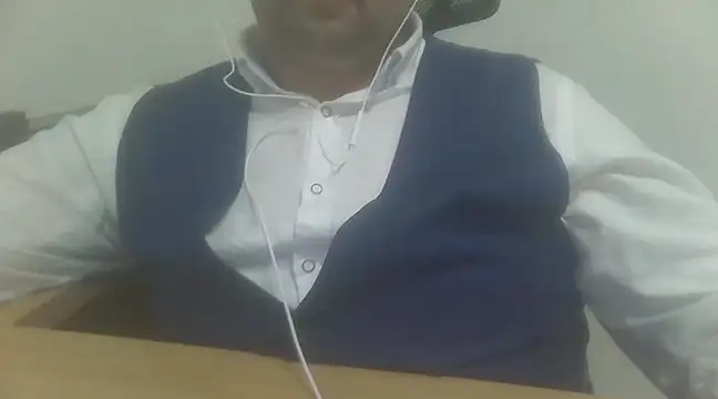 Snapshot of baygizemliadam chatting on 01/02/25, 08:46 baygizemliadam online show from 01/02/25, 08:46