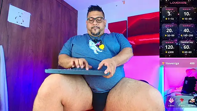 Snapshot of jacoob_woods chatting on 09/20/25, 02:23 jacoob woods online show from 09/20/25, 02:23