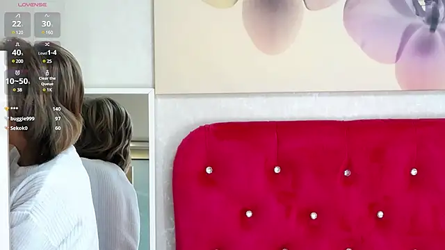 LoraDelNiro online show from 03/22/25, 07:42