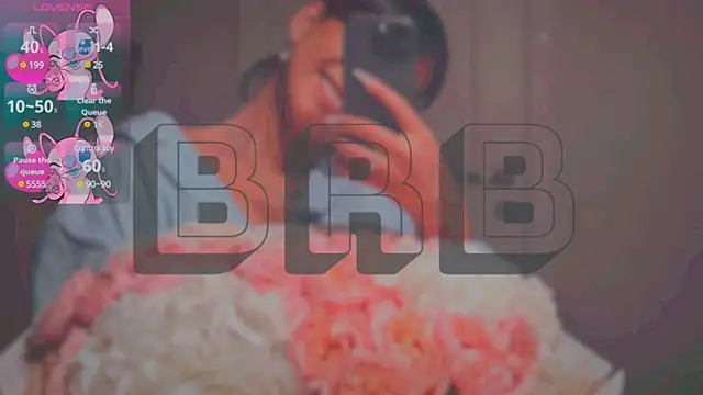 Mia Tin online show from 03/01/25, 06:13