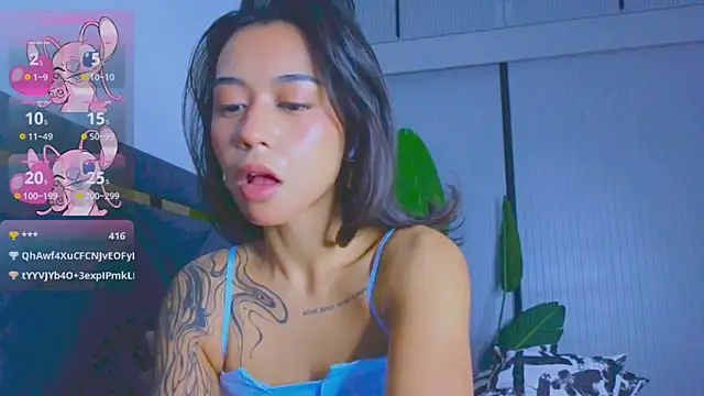 Mia Tin online show from 09/23/25, 12:41