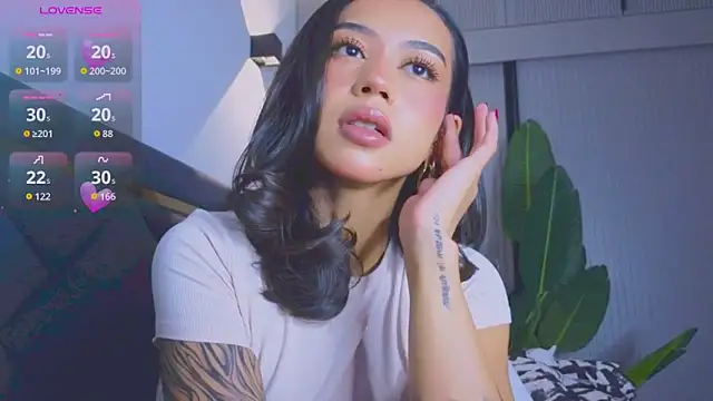 Mia Tin online show from 11/07/25, 05:35