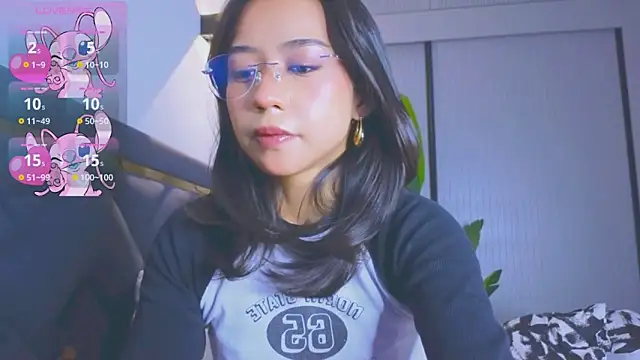 Mia Tin online show from 11/26/25, 03:02