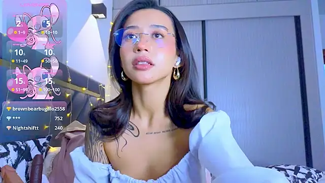 Mia Tin online show from 12/19/25, 11:06