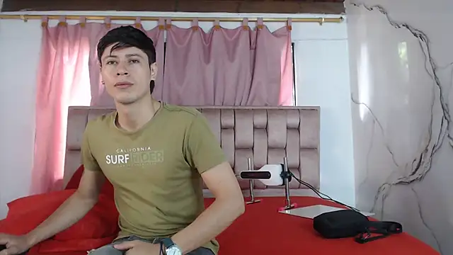 Snapshot of Sexytaty2022 chatting on 02/21/26, 12:39 Sexytaty2022 online show from 02/21/26, 12:39