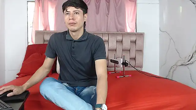 Sexytaty2022 online show from 04/22/26, 01:01