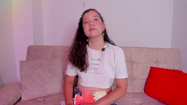 BUUNNY BELLA online show from 04/26/26, 07:11