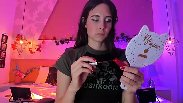 Snapshot of Rachel_Foxy chatting on 11/05/25, 10:32 Rachel Foxy online show from 11/05/25, 10:32