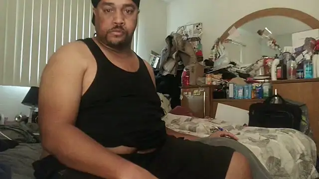 Snapshot of Tez44 chatting on 02/10/26, 07:18 Tez44 online show from 02/10/26, 07:18