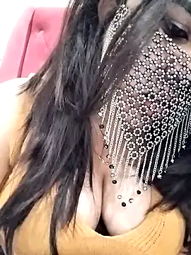 Snapshot of Alisha__Arora chatting on 12/30/24, 04:29 Alisha Arora online show from 12/30/24, 04:29